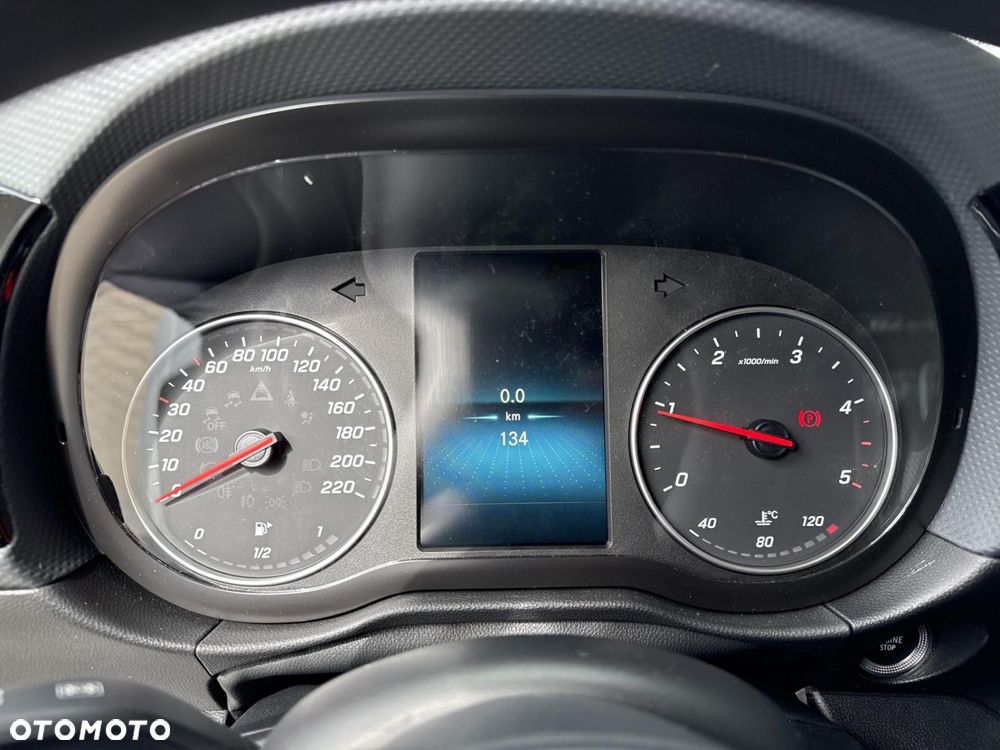 Mercedes-Benz Citan - 11