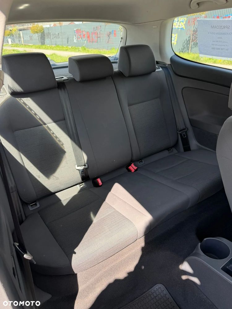 Volkswagen Golf - 10