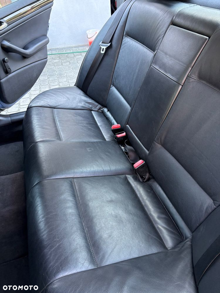 BMW Seria 3 316i - 10