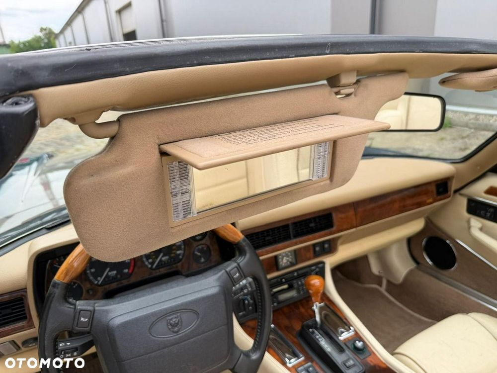 Jaguar XJS - 37