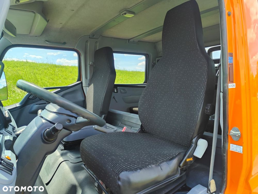 Mitsubishi Fuso Canter - 11