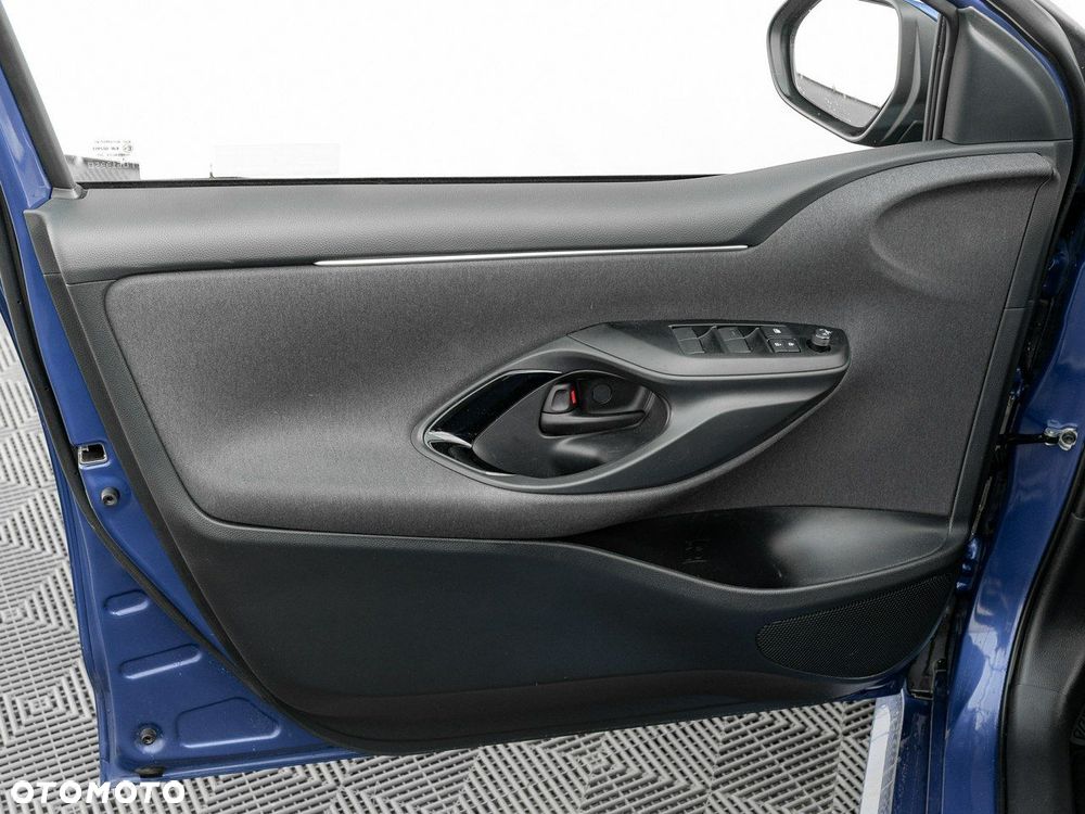 Toyota Yaris Hybrid 1.5 Selection Style - 12