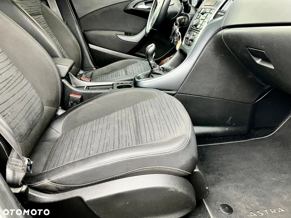 Opel Astra 1.4 Turbo Color Edition - 14