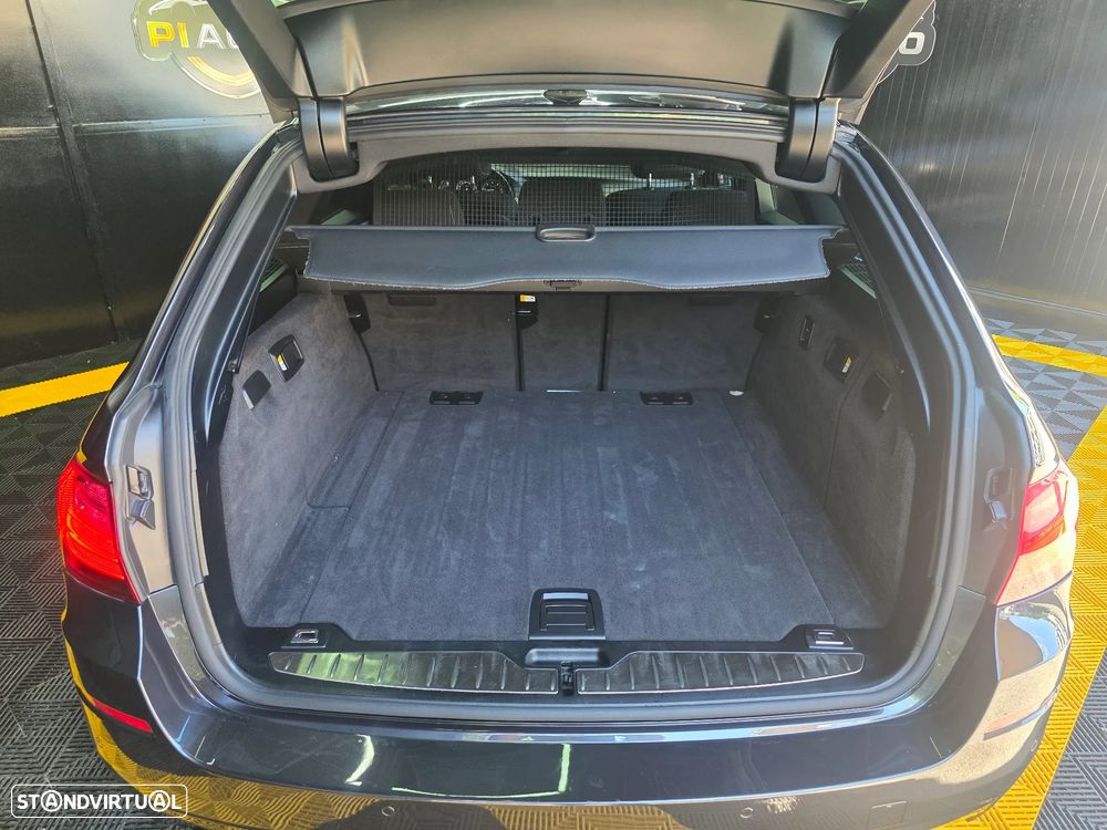 BMW 520 d xDrive Pack M Auto - 34