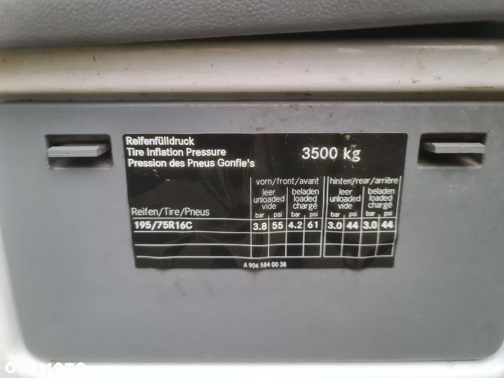 Volkswagen CRAFTER - 26