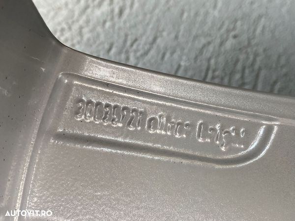 Janta VULCANIS 19" 8Jx19x49 J17KB Volvo XC90 XC70 30635721 - 2