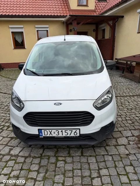 Ford Transit Courier - 6