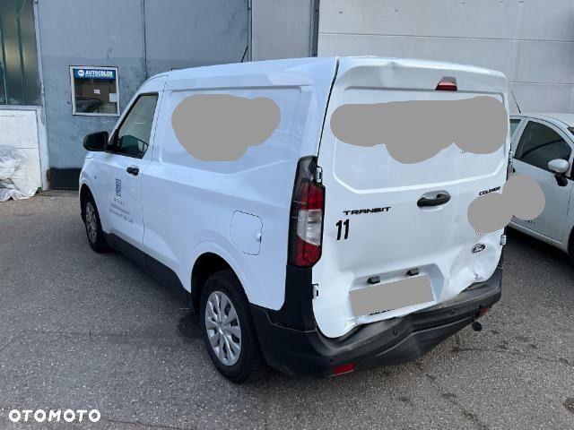Ford Transit Courier - 6