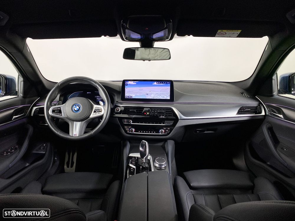 BMW 520 e Pack M - 20