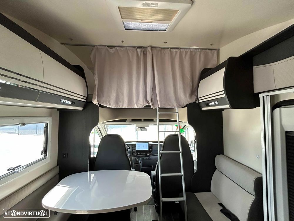 Ford Transit Roller Team Kronos 284M | Ford Transit 2.0 TDCi 165 CV Automática | 5 Lugares - 27