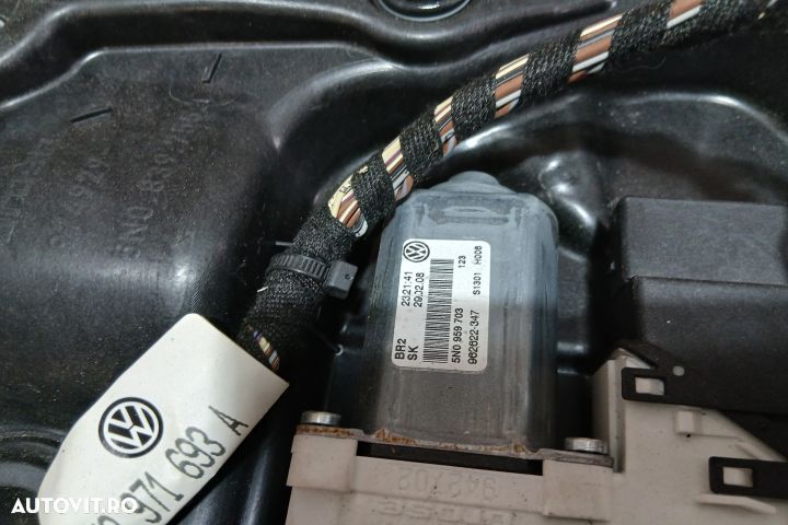 Motoras macara geam spate stanga 5N0839729F 5N0839461A 5N0839729F 5N0 - 4
