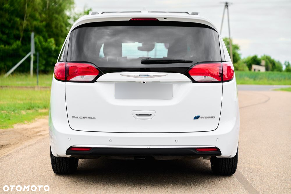 Chrysler Pacifica - 9