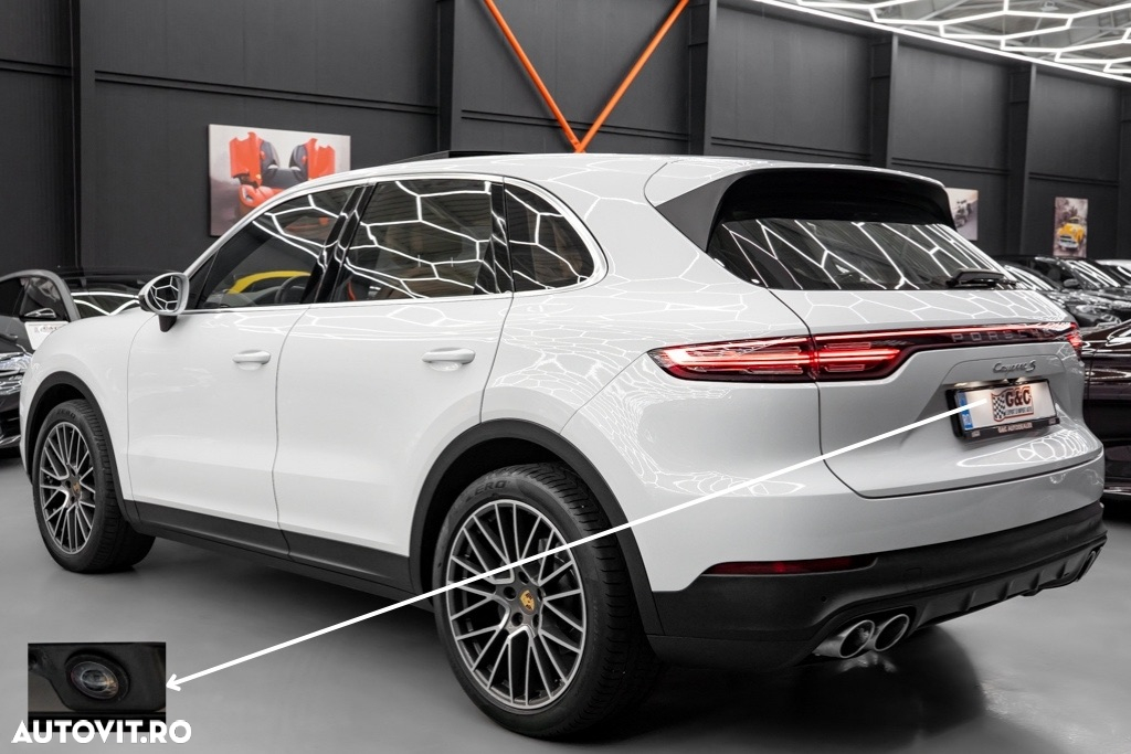 Porsche Cayenne S - 4