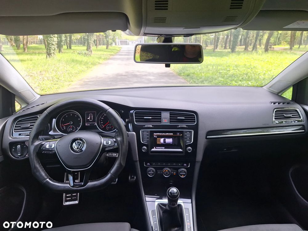 Volkswagen Golf 1.4 TSI BMT Highline - 11