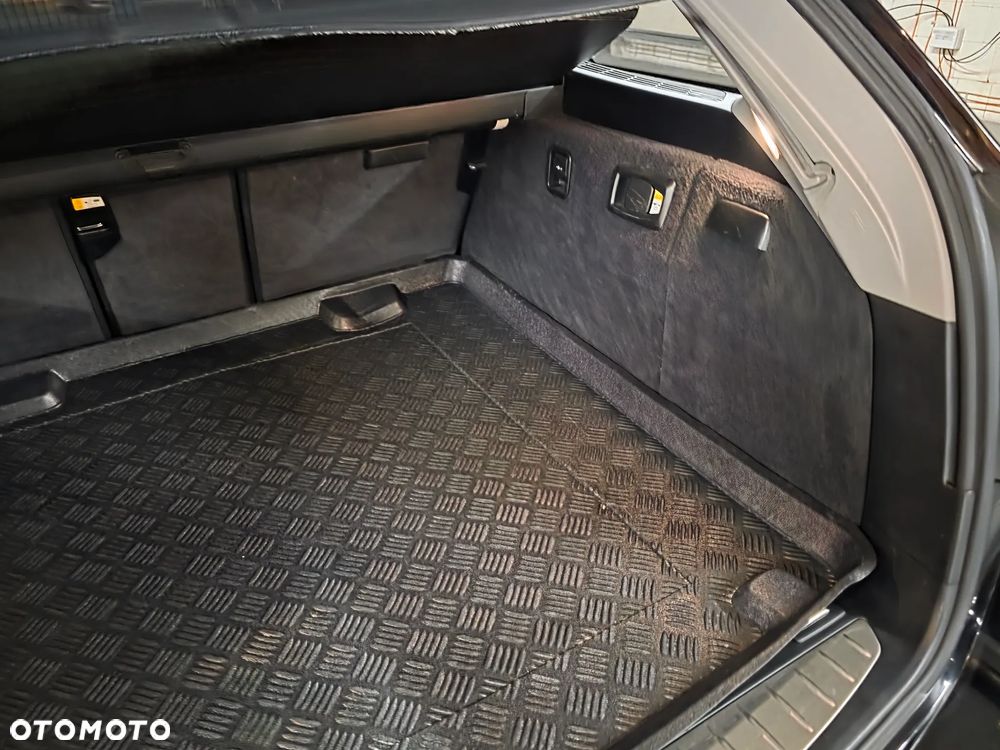 BMW Seria 5 520d xDrive - 8