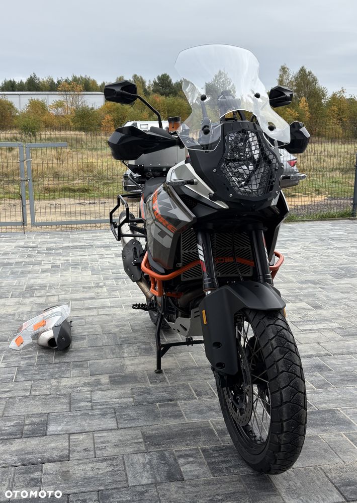 KTM Adventure - 2