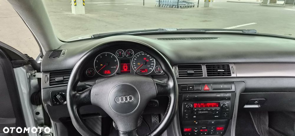 Audi A6 Avant - 18