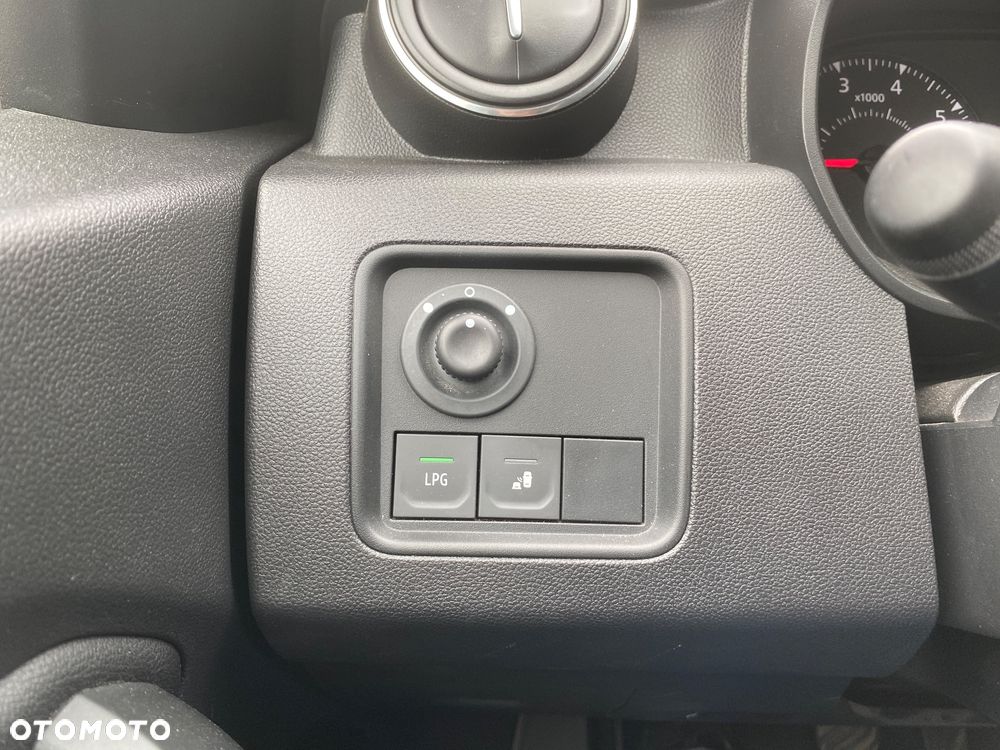 Dacia Duster 1.0 TCe Prestige - 26