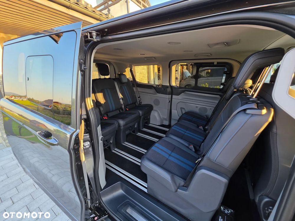 Ford Tourneo Custom 320 L1H1 VA Autm Sport - 3