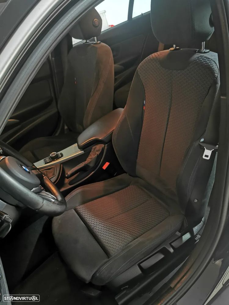 BMW 318 d Pack M - 17