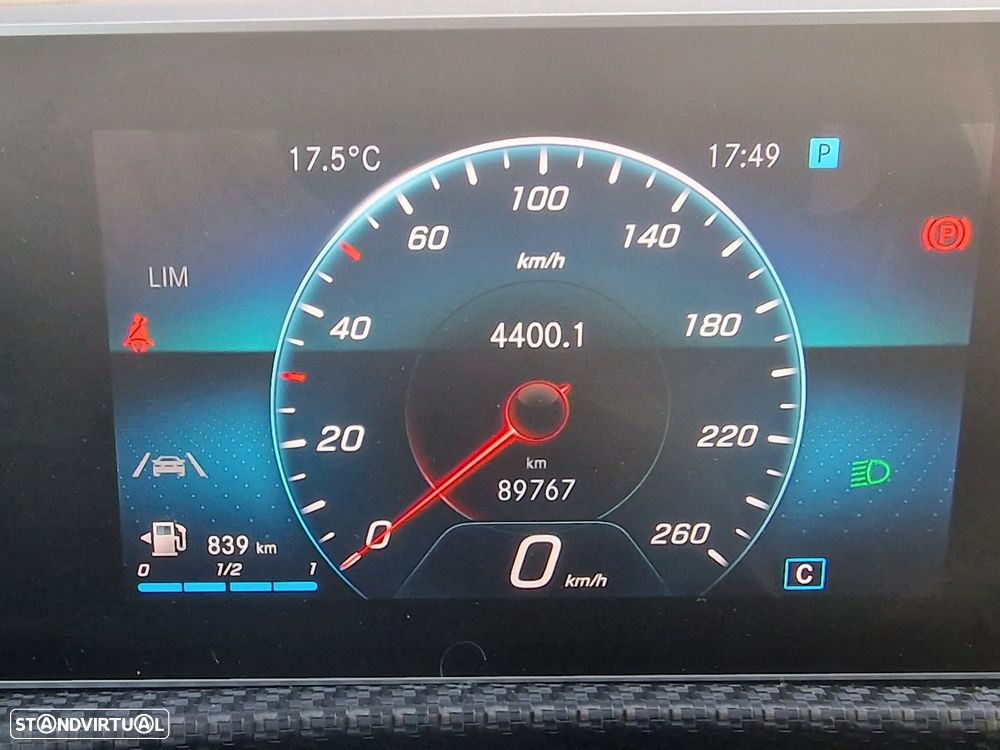 Mercedes-Benz CLA 180 d Shooting Brake Style - 8