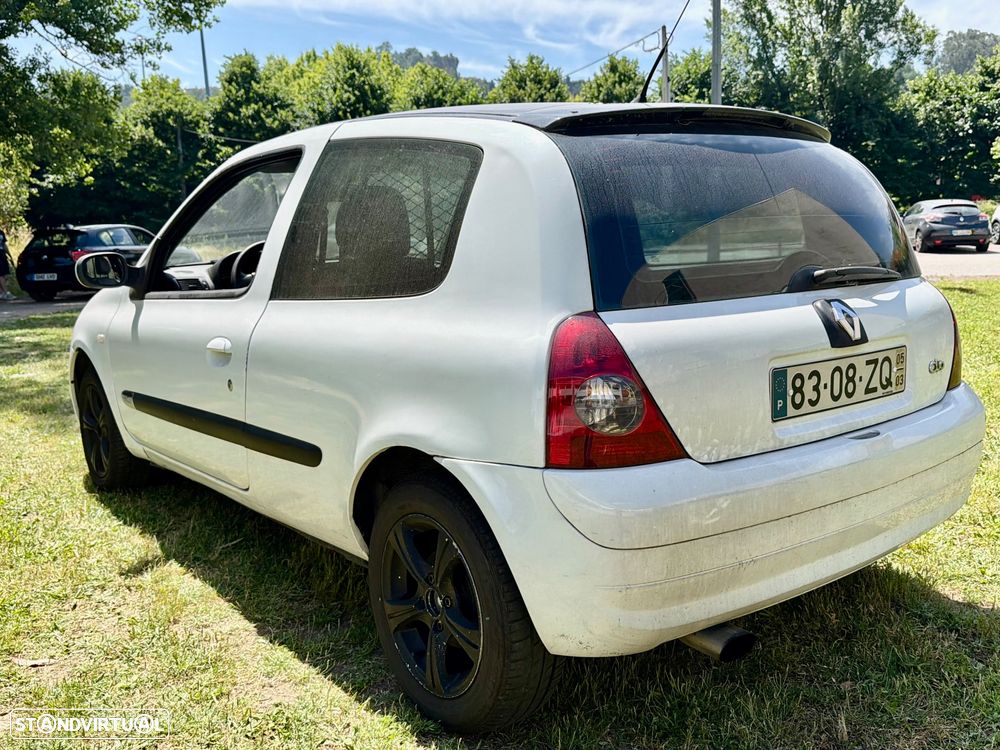 Renault Clio - 34