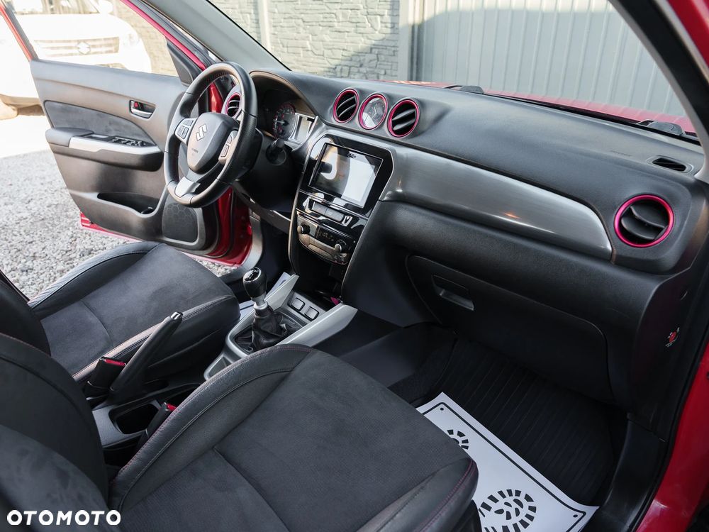 Suzuki Vitara 1.4 Boosterjet Premium 2WD - 16