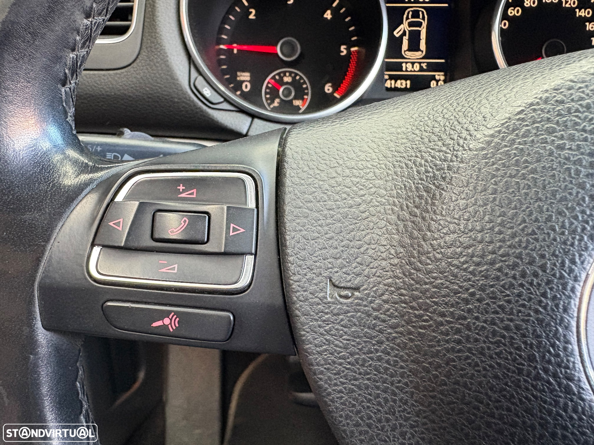 VW Golf 2.0 TDi Sport - 38