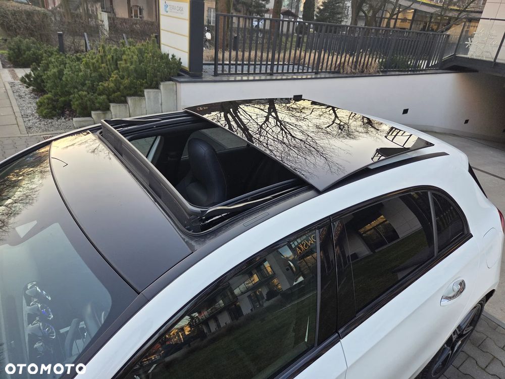 Mercedes-Benz Klasa A 220 4-Matic AMG Line 7G-DCT - 28