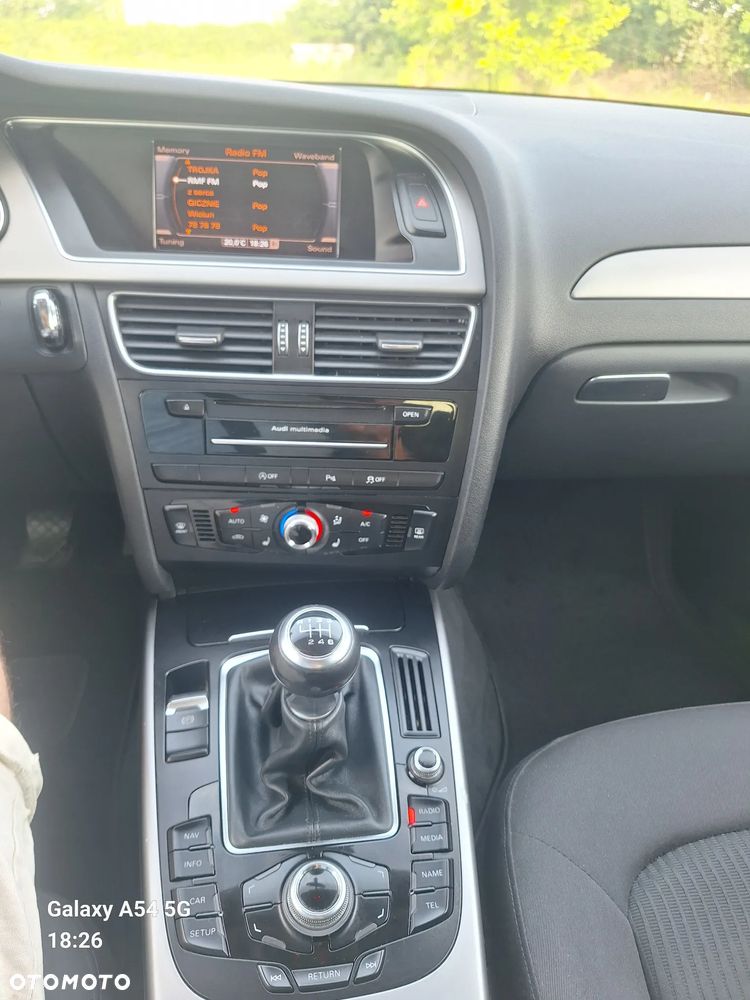 Audi A4 Avant 1.8 TFSI S line Sportpaket - 17