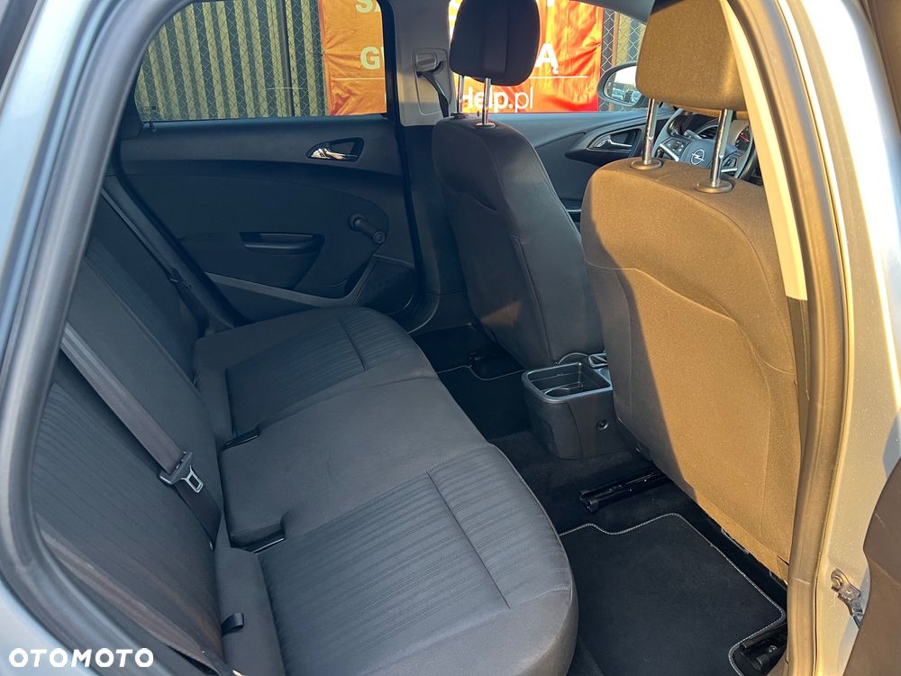 Opel Astra 1.4 Turbo Sports Tourer - 11