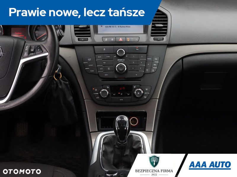 Opel Insignia - 12