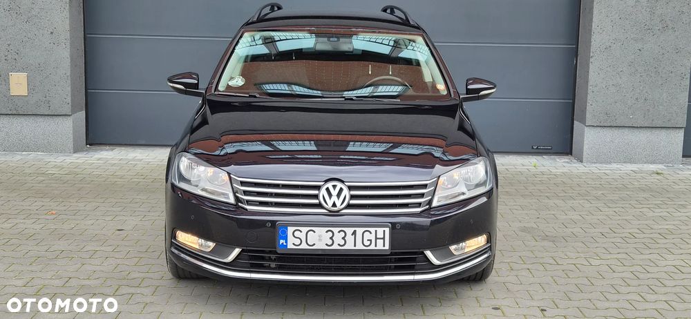 Volkswagen Passat Variant 1.6 TDI DPF BlueMot Comfortline - 18