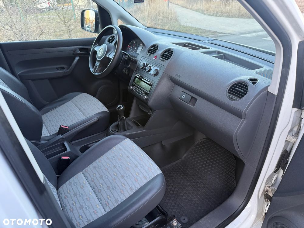 Volkswagen Caddy - 9