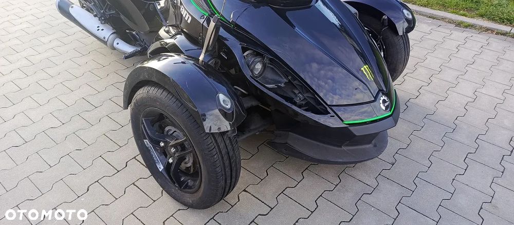 Can-Am Spyder - 5