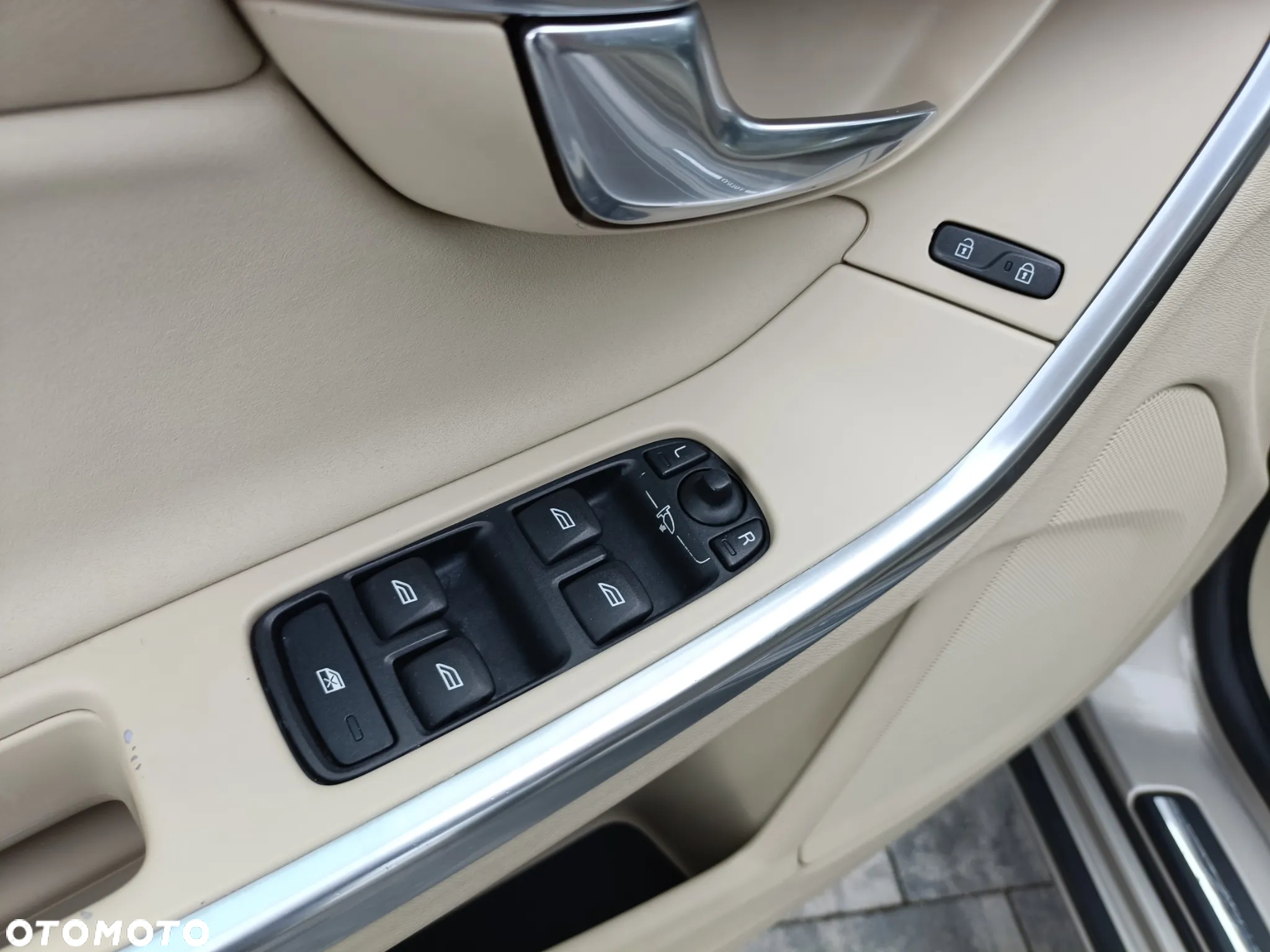 Volvo S60 - 11
