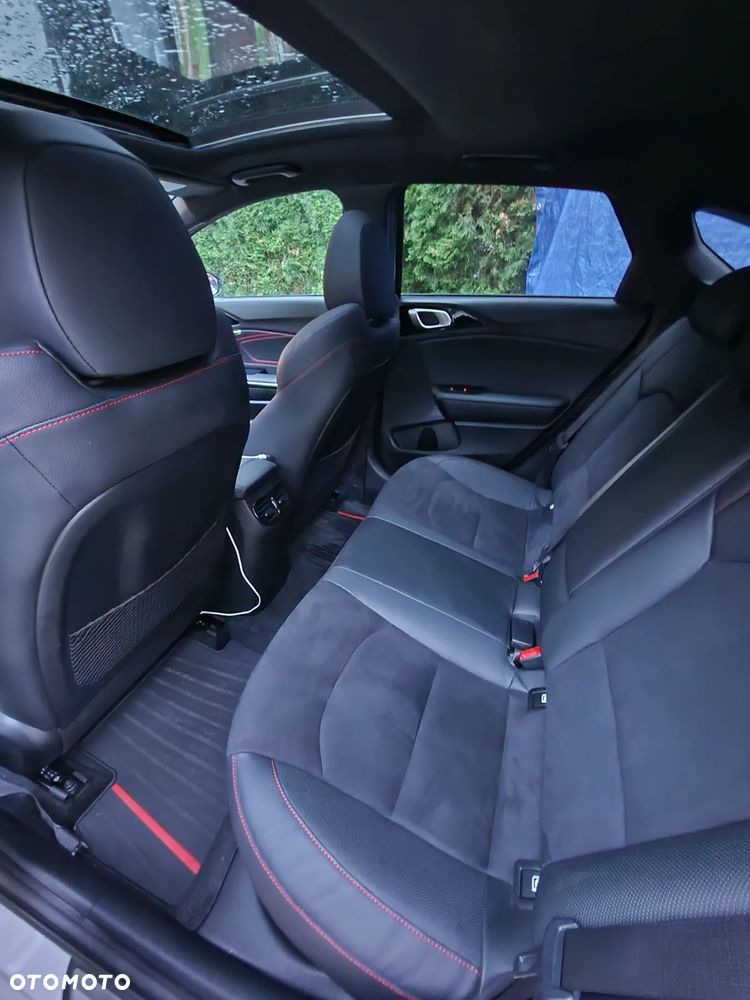 Kia ProCeed 1.6 T-GDI DCT7 OPF GT - 22