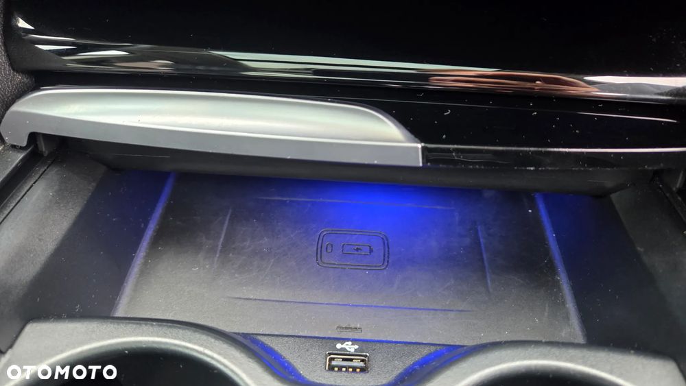 BMW Seria 5 520d Luxury Line sport - 34
