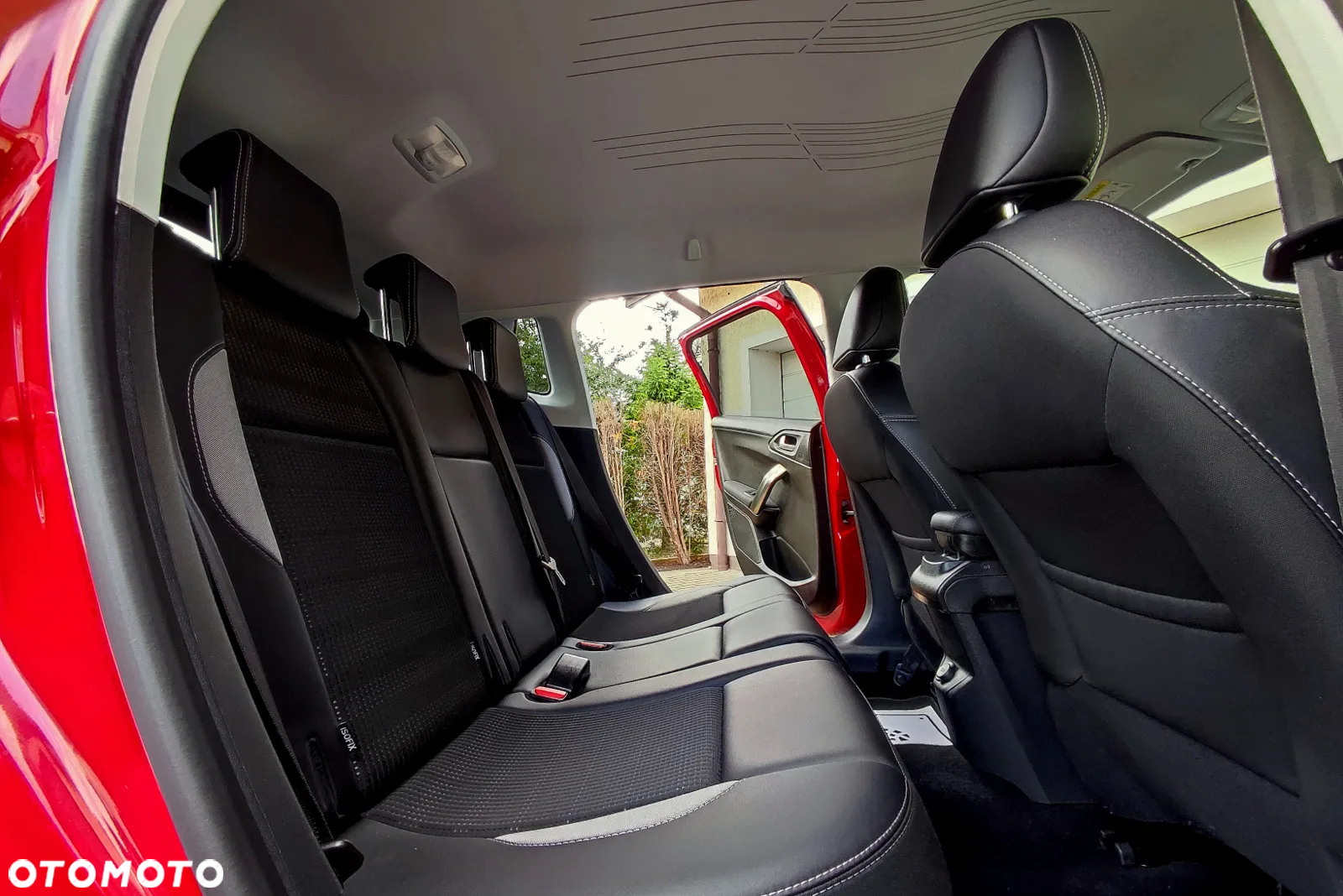 Peugeot 2008 PureTech 110 Stop&Start EAT6 Allure - 19