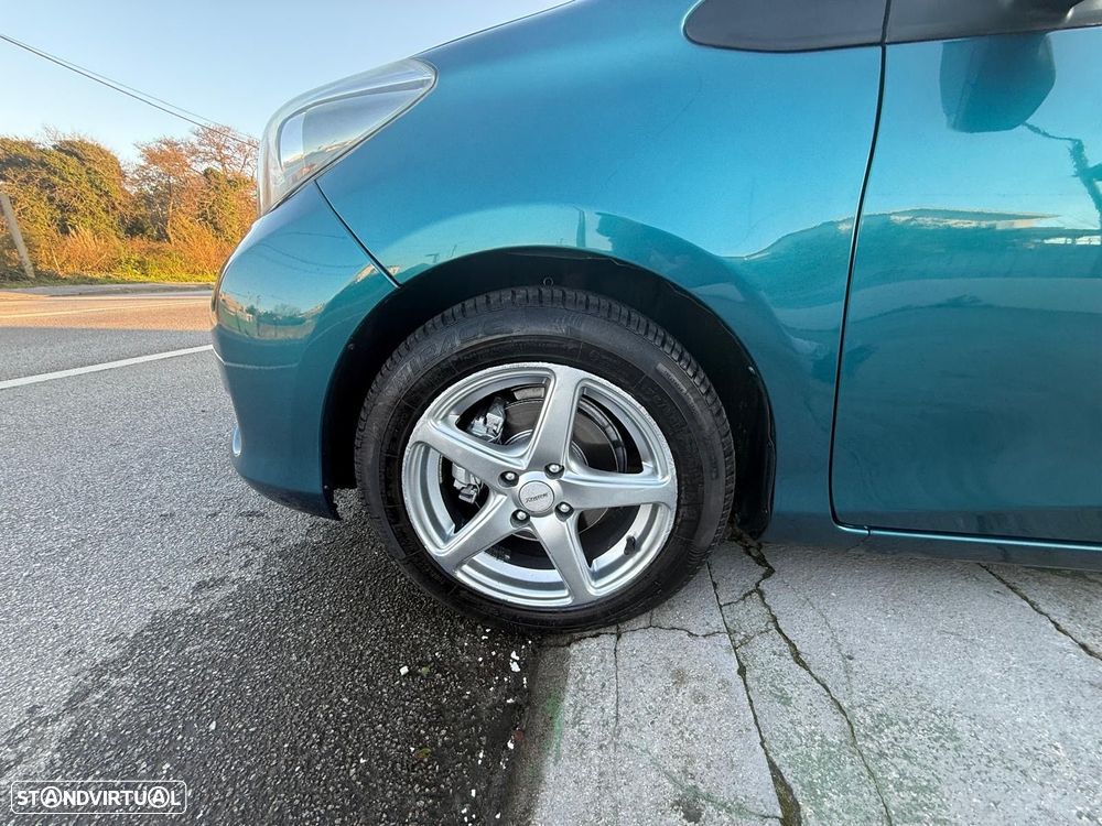 Toyota Yaris 1.4 D-4D Comfort+Navi - 12