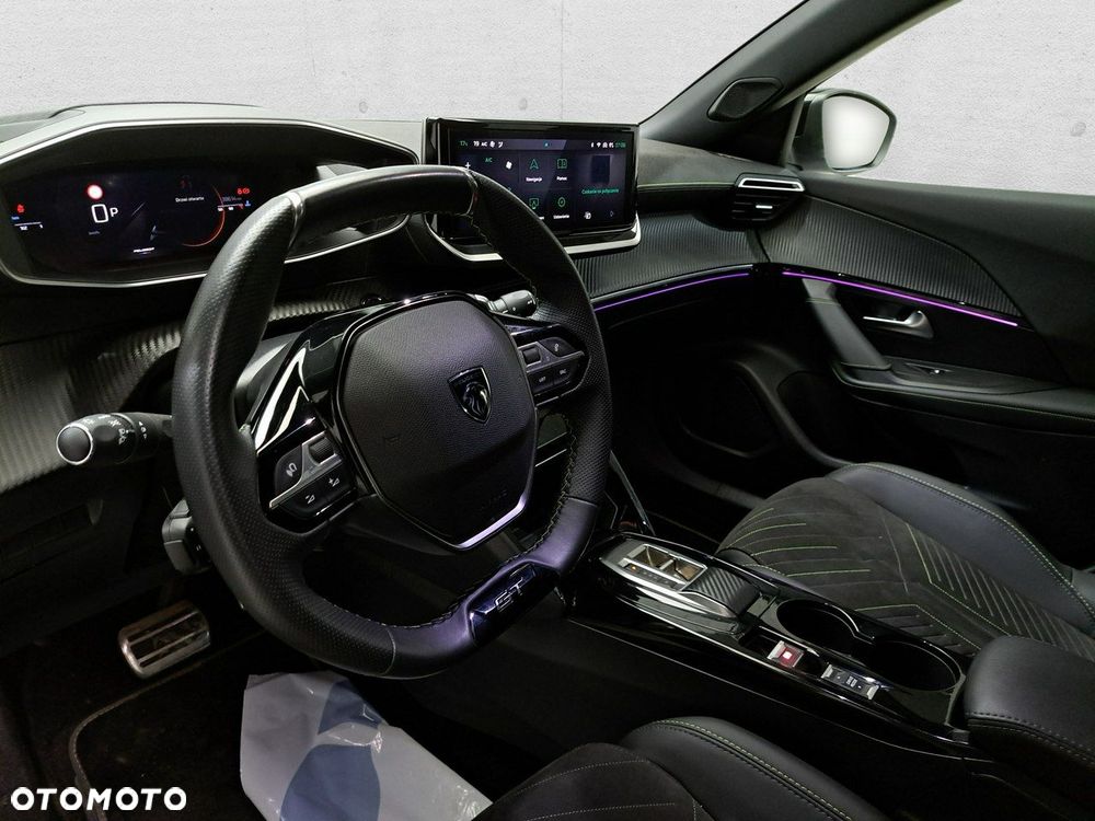 Peugeot 2008 - 10