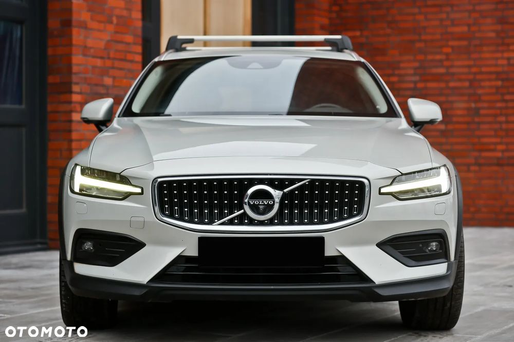 Volvo V60 Cross Country D4 AWD Geartronic Pro - 6