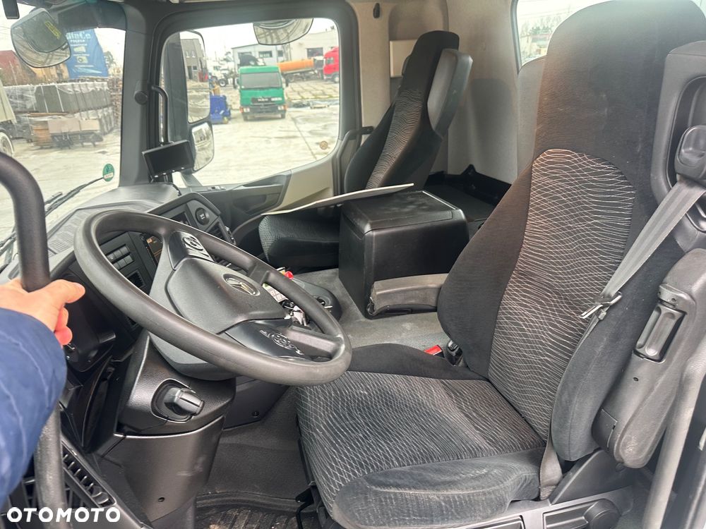 Mercedes-Benz Arosc - 15