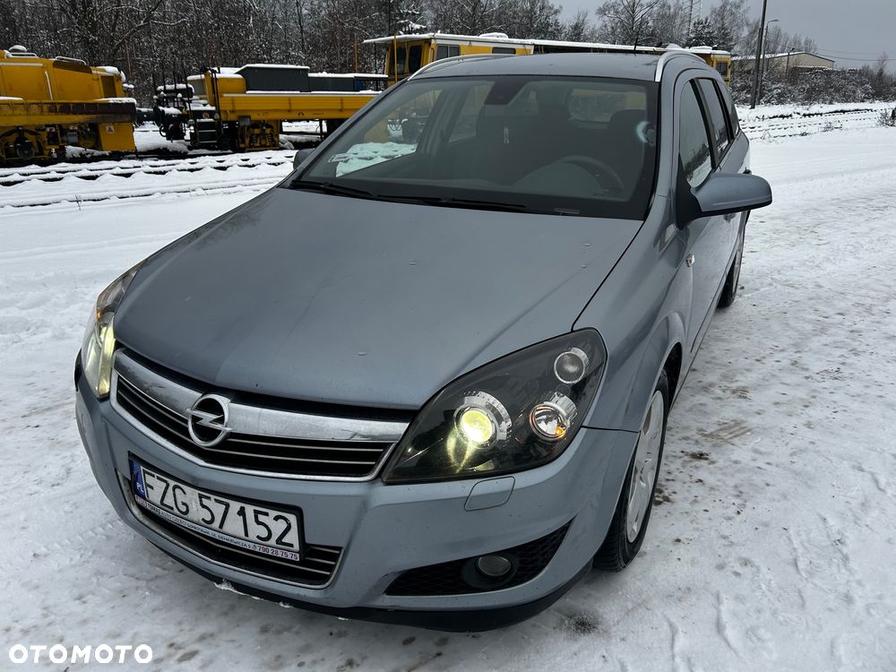 Opel Astra 1.9 CDTI Sport - 1