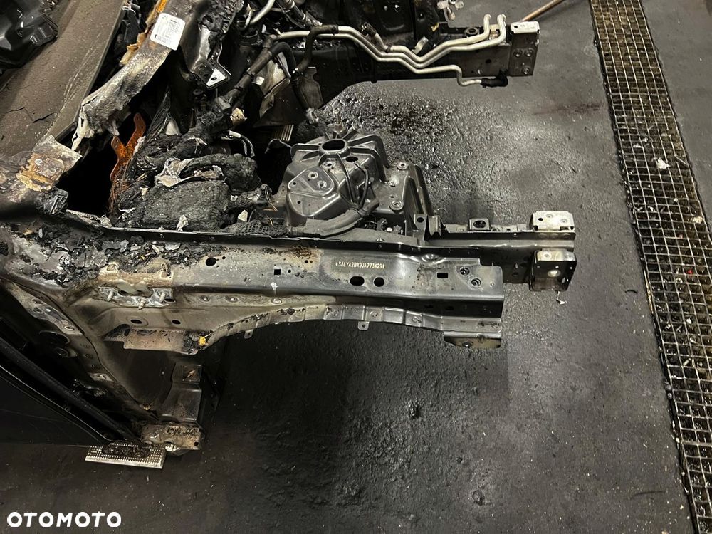 PRAWY PRZÓD ĆWIARTKA PODŁUŻNICA FARTUCH PRÓG RANGE ROVER VELAR L560 - 5