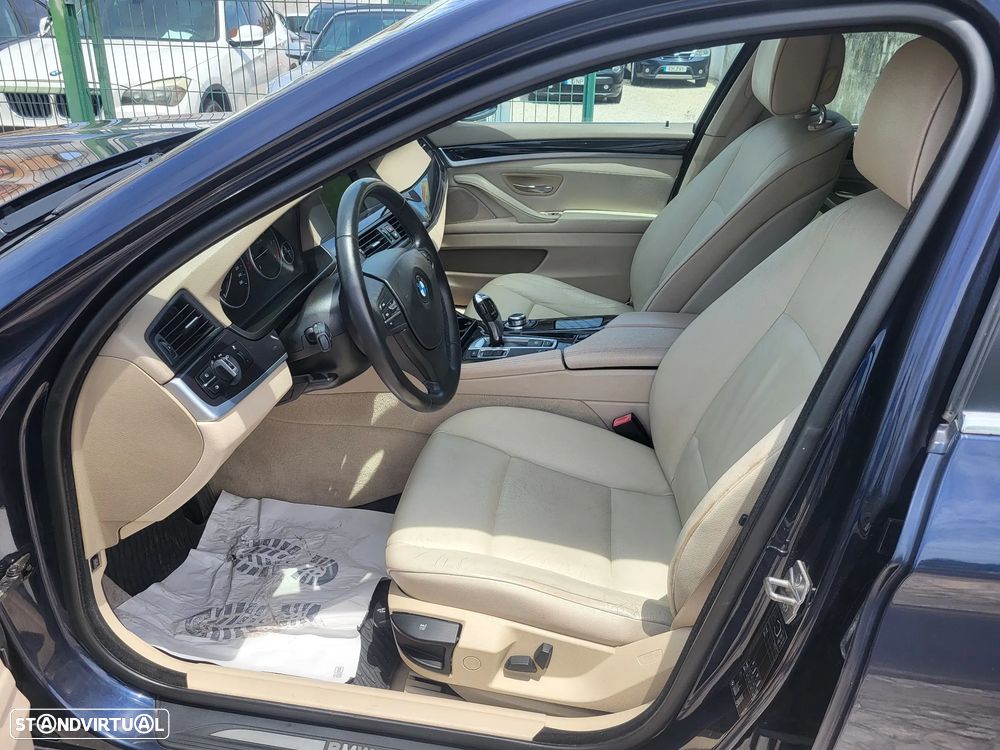 BMW 520 d Line Luxury Auto — fotografia 8