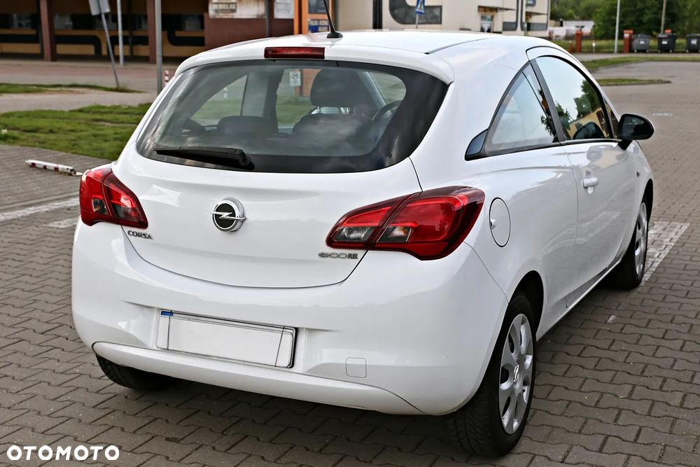 Opel Corsa 1.3 D Easytronic Start/Stop On - 23