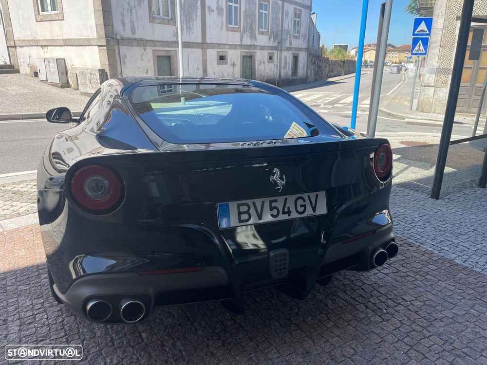 Ferrari F12 Berlinetta Hele - 9