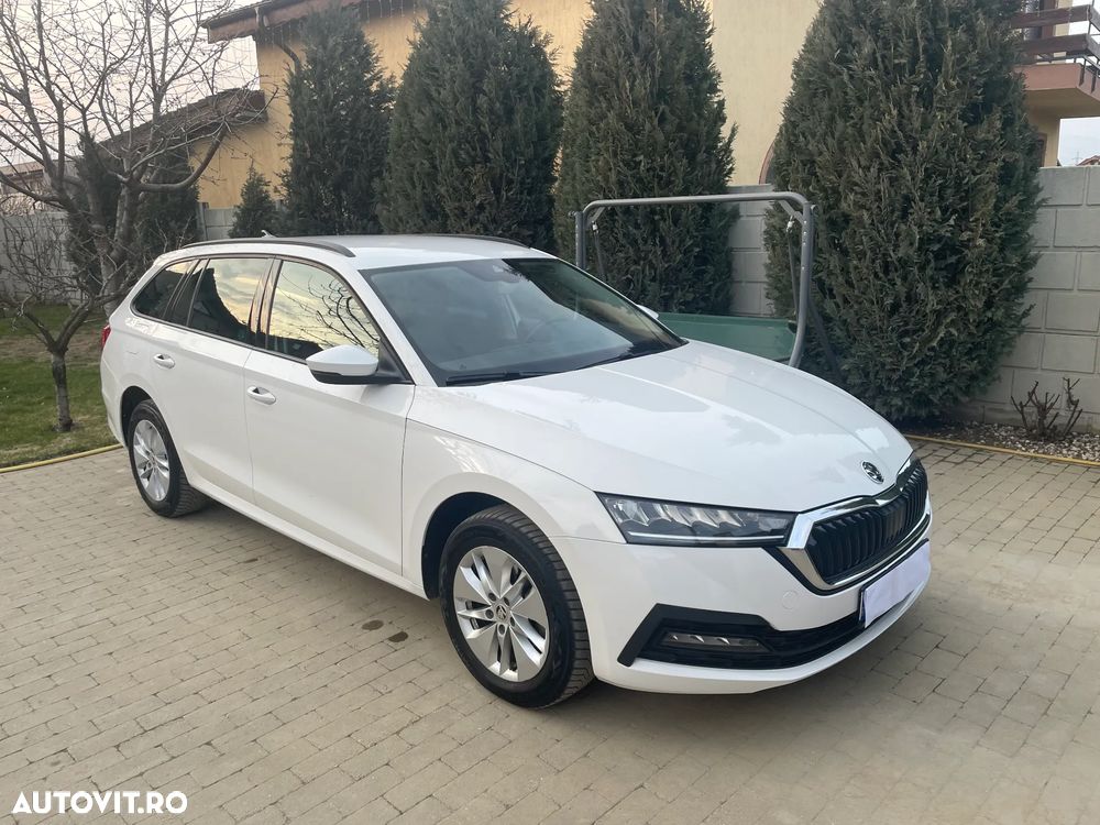 Skoda Octavia 2.0 TDI DSG Ambition - 1