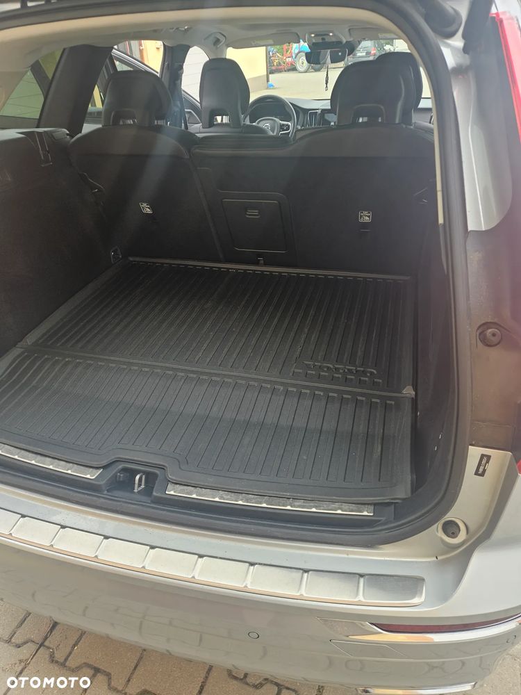 Volvo XC 60 - 25